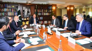 Federal Minister for Finance and Revenue, Senator Muhammad Aurangzeb, along with his team at the Finance Division, meets a Citibank delegation led by Mr. Habib Yousuf, Citi Country Officer.
