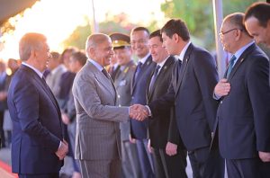 Prime Minister Muhammad Shehbaz Sharif and President of Uzbekistan Shavkat Mirziyoyev introducing their respecting delegations after the Guard of honour ceremony at Prime Minister's House.