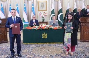 Prime Minister Muhammad Shehbaz Sharif and President of Uzbekistan Shavkat Mirziyoyev witnessing the MOUs exchanging ceremony between Pakistan and Uzbekistan.