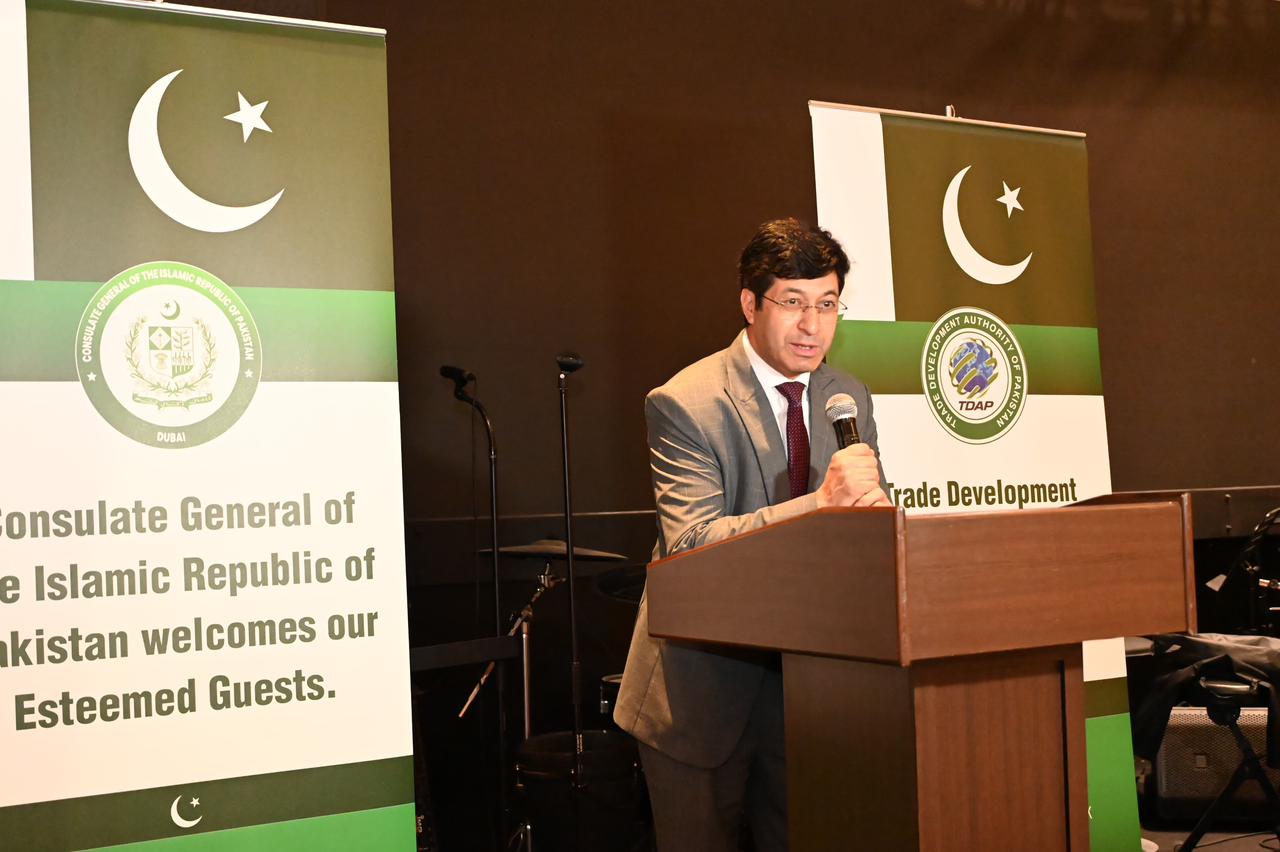 Counsel General Hussain presents appreciation certificate to Taekwondo athlete Huraira