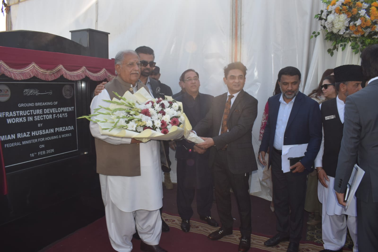 Housing Ministry committed to addressing allottees’ issues on priority: Riaz Pirzada