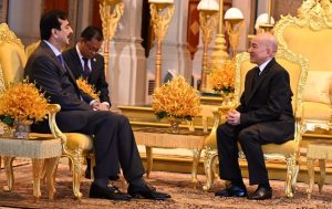 Gilani meets King of Cambodia, reaffirms commitment to stronger bilateral, parliamentary ties