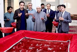 President Asif Ali Zardari along with Chairman Pakistan People’s Party Bilawal Bhutto Zardari offering Fateha on the grave of Shaheed Shahnawaz Bhutto on the third day of Eid al-Fitr at Garhi Khuda Bakhsh