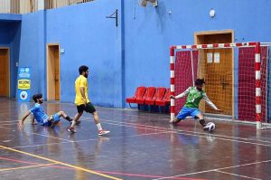 Players in action during the Futsal Championship organized by the Sports Department Sargodha as part of the Ramadan Night Sports Festival on the instructions of Deputy Commissioner Hussain Ahmed Raza at the Sports Gymnasium