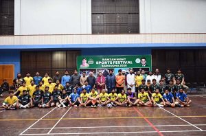 Players in action during the Futsal Championship organized by the Sports Department Sargodha as part of the Ramadan Night Sports Festival on the instructions of Deputy Commissioner Hussain Ahmed Raza at the Sports Gymnasium