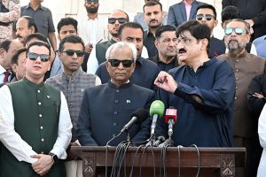 Sindh Governor, Nihal Hashmi along with Sindh Chief Minister Murad Ali Shah talking to media persons after laying floral wreath, during visits to Mazar-e-Quaid on the occasion of Pakistan Day