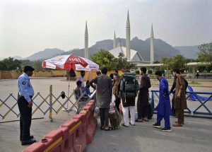 Muslims with their luggage arrive at Faisal Masjid to observe Itikaf—a practice observed during the last ten days of the holy month of Ramazan, in which Muslims seclude themselves to pray and seek the blessings of Almighty Allah, following the Sunnah of Prophet Muhammad (PBUH).