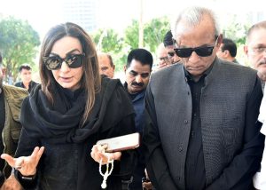 Governor Sindh attends funeral of Sherry Rehman’s daughter