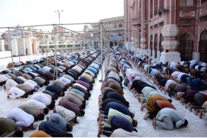 A large number of faithful offering Fourth Friday prayer at Jhang Bazaar Masjid during the Holy Month of Ramazan ul Mubarak.