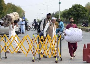Muslims with their luggage arrive at Faisal Masjid to observe Itikaf—a practice observed during the last ten days of the holy month of Ramazan, in which Muslims seclude themselves to pray and seek the blessings of Almighty Allah, following the Sunnah of Prophet Muhammad (PBUH).