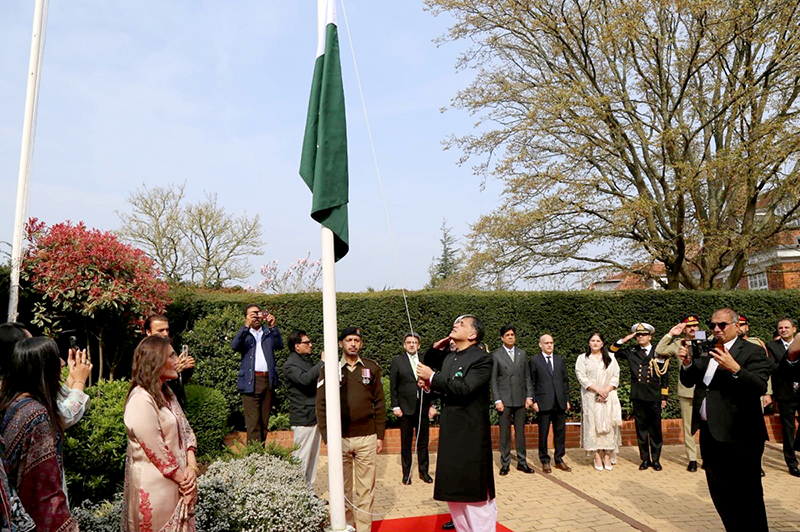 High Commissioner of Pakistan to UK, Dr. Mohammad Faisal hoists Pakistan Flag at Pakistan House on Pakistan Day