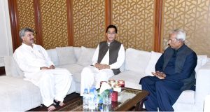 Speaker National Assembly Ayaz Sadiq and Deputy Speaker National Assembly Syed Ghulam Mustafa Shah are meeting with Governor Sindh Muhammad Nehal Hashmi at the Governor House.