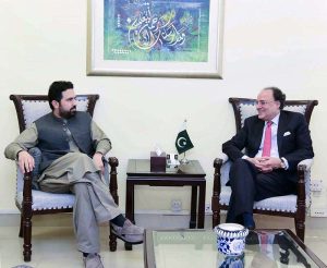 Federal Minister for Finance and Revenue, Senator Muhammad Aurangzeb holding a meeting with Khyber Pakhtunkhwa Chief Minister Sohail Afridi at the Finance Division