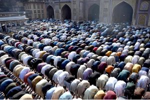 Muslim worshipers offer Friday prayers during the holy fasting month of Ramazan at historical Mosque Masjid Wazir Khan.