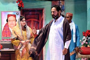 Artists perform in the drama "Koi Koi Aadmi Moti Ka Dana" in collaboration with the Sindh Culture Department at ZA Bhutto Open Air Theater, Arts Council.