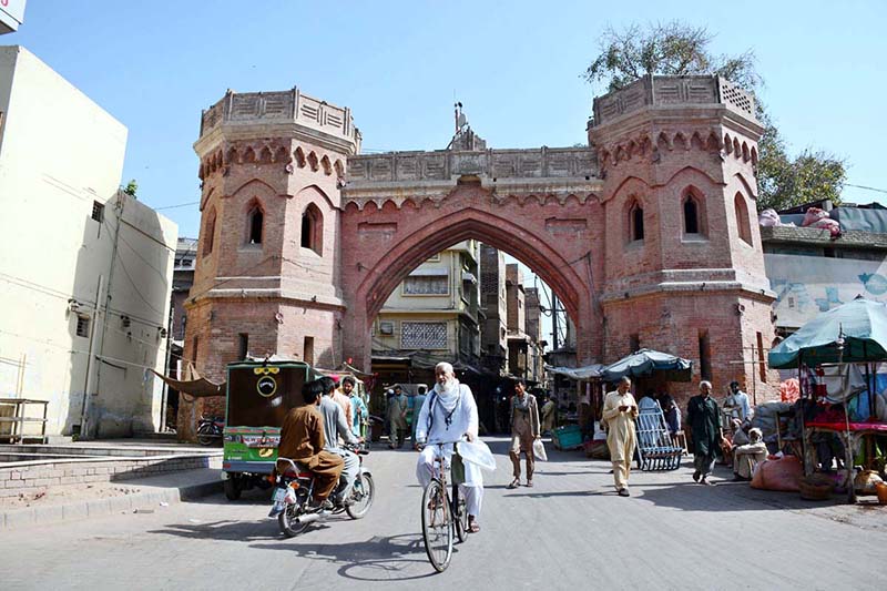 Haram Gate, one of the three surviving historical entrances to the Walled City of Multan, is a centuries-old monument showcasing Islamic and Mughal architectural influences. Originally part of a six-gate system, it was heavily damaged during the 1849 British siege and subsequently rebuilt with pointed arches and crenellated towers