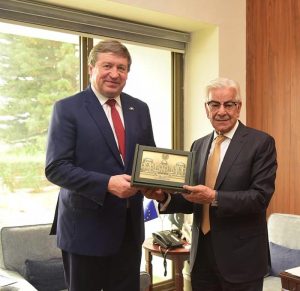 The Ambassador of the European Union (EU) to Pakistan, Raimundas Karoblis called on Federal Minister for Defence, Khawaja Muhammad Asif.