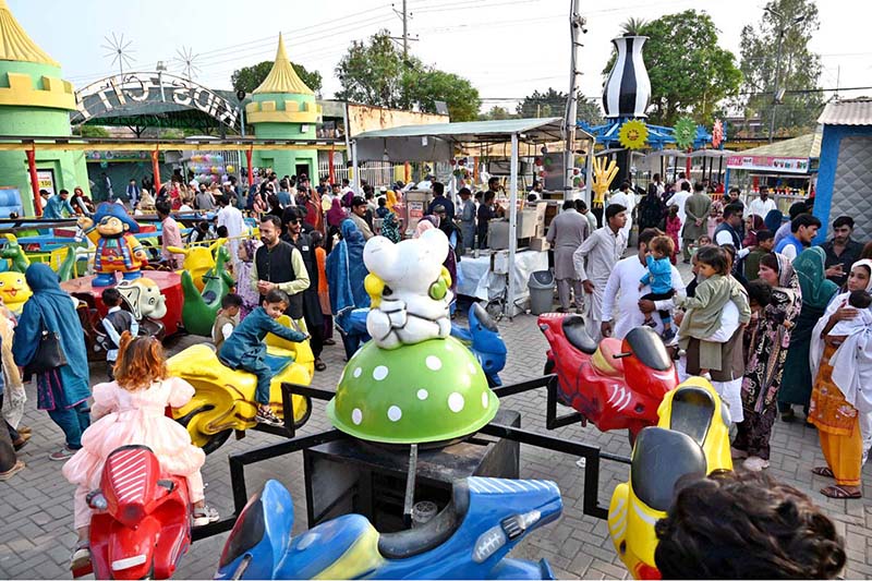 A large number of people visiting Model Mart to celebrate Eidul Fitr