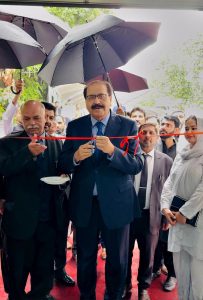 Registrar Muhammad Hafiz Ullah Khan inaugurates the Federal Constitutional Court's cafeteria.