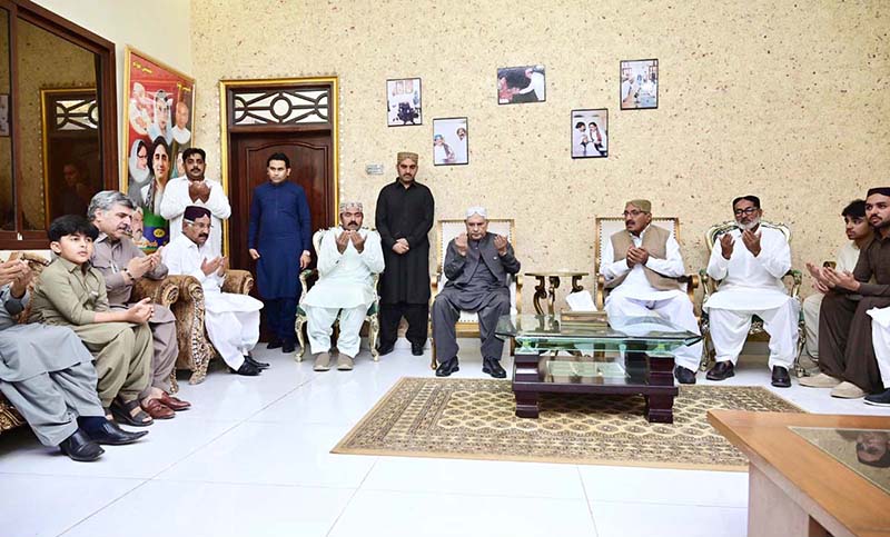 President Asif Ali Zardari offering fateha for departed soul of Raes Mohammad Qasim Unar in Rahab Shah village Sakrund