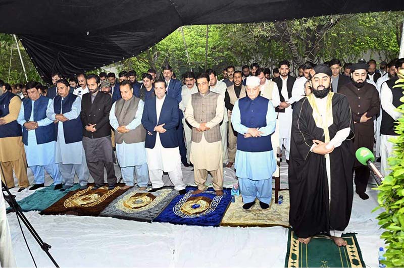 Prime Minister Muhammad Shehbaz Sharif offers Eid ul Fitr prayers