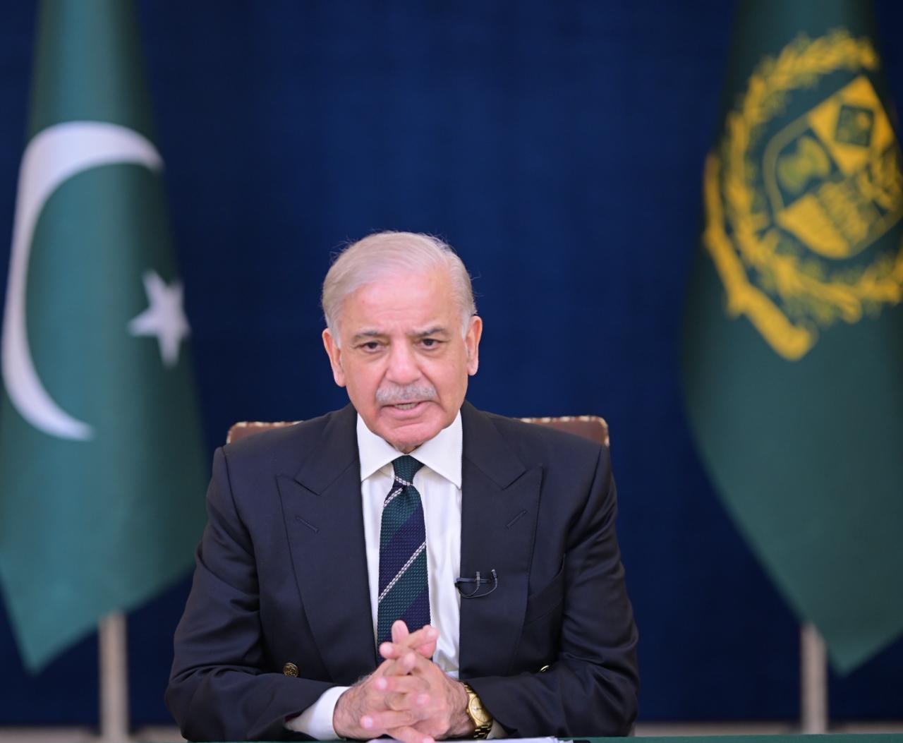 PM announces plan to cut govt expenses, reduce use of fuel to shield public from rising prices