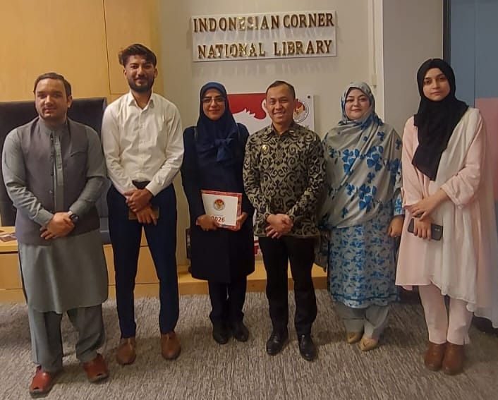 Discussion on Indonesia’s D-8 Chairmanship, bringing together students from Indonesia, Pakistan