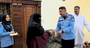 IGP Rizvi visits family of martyred SI Haider Shah, distributes Eid gifts