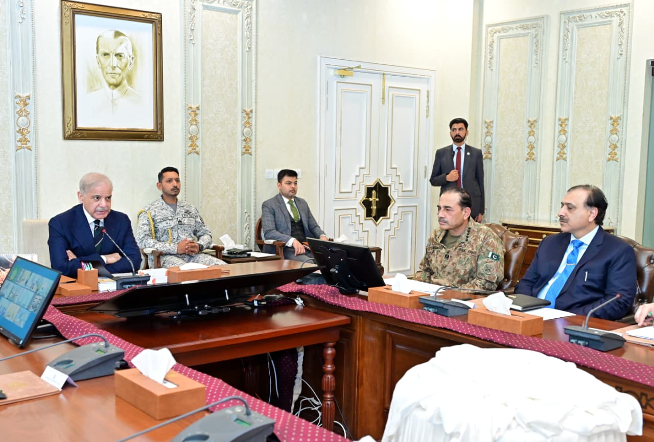 PM announces plan to cut govt expenses, reduce use of fuel to shield public from rising prices