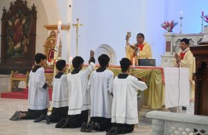 Pakistani Christians gather at Saint Joseph Cathedral Church to attend Easter service to celebrate Easter in the Lalkurti area of the garrison city.