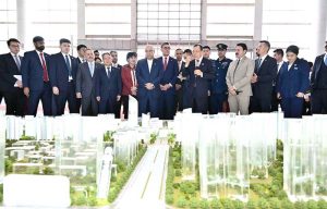 President Asif Ali Zardari being given a detailed overview of the plant layout and manufacturing processes at SANY Heavy Industry Co., Ltd
