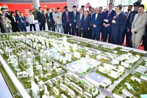 President Asif Ali Zardari being given a detailed overview of the plant layout and manufacturing processes at SANY Heavy Industry Co., Ltd