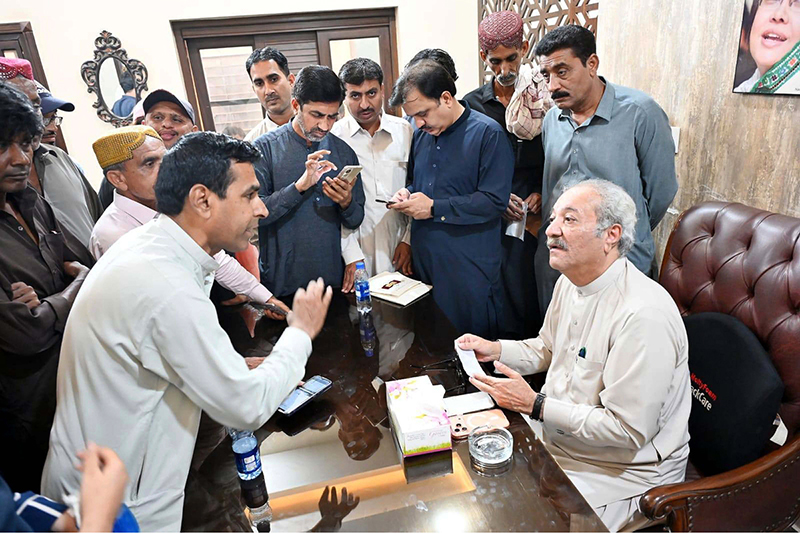 Political Secretary to Chairman Pakistan Peoples Party, MPA Jameel Ahmed Soomro, listens to public grievances at the Public Center in Ghalib Nagar