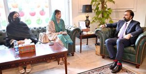 Members of the Provincial Assembly (MPAs) Farah Azeem Shah and Salma Kakar call on Balochistan Chief Minister Mir Sarfraz Bugti.