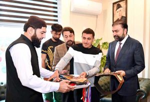 International kickboxer Nisar Ahmed meets Balochistan Chief Minister Mir Sarfraz Bugti, with MPA Engineer Zamrak Khan Achakzai present on the occasion.