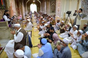 Maulana Muhammad Tayyab Qureshi, Chief Khateeb of Khyber Pakhtunkhwa and Imam of Masjid Mahabat Khan, attends a prayer service as the nation observes Youm-e-Tashakur following a ceasefire agreement between the United States and Iran at Masjid Mahabat Khan