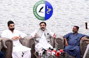 MPA Syed Rashid Shah Rashidi along with former MPA Moazzam Ali Khan Abbasi and Hasnain Ali Mirza addresses a press conference at Larkana Press Club.