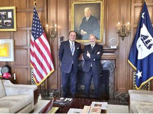 Federal Minister for Finance and Revenue, Senator Muhammad Aurangzeb, held a meeting with Honorable Howard Lutnick, Secretary of the United States Department of Commerce during his visit to the World Bank-IMF Spring Meetings 2026.