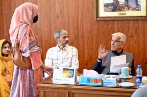 Minister for Defense Khawaja Muhammad Asif is listening to the public's issues at his residence