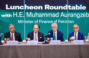 Federal Minister for Finance and Revenue, Senator Muhammad Aurangzeb attended a luncheon hosted by the US-Pakistan Business Council, where he interacted with representatives of U.S. companies operating in Pakistan, on the sidelines of the World Bank-IMF Spring Meetings 2026.