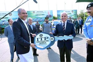 Federal Minister for Interior Mohsin Naqvi receives 15 Eco-Smart Electrical Vehicles for Islamabad Capital Territory Traffic Police from Prime Minister Muhammad Shehbaz Sharif.