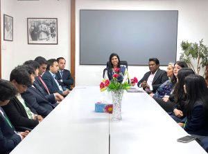 High Commissioner Rabia Shafiq chairing an interactive session with Pakistani students from MUN International, participating in the CWMUN Conference in Singapore, at the Pakistan High Commission.