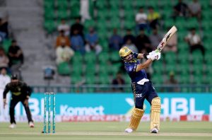 Multan Sultans’ Shan Masood plays a shot during the Pakistan Super League (PSL) 1st Eliminator match between Hyderabad Kingsmen and Multan Sultans at Gaddafi Stadium