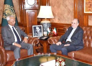 Iranian Consul General, Akbar Isa Zadeh meets Sindh Governor Syed Muhammad Nehal Hashmi at the Governor House.