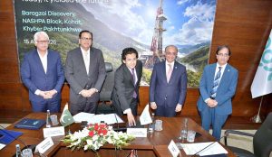 Federal Minister for Petroleum, Ali Pervaiz Malik addressing the inauguration of Commercial Production from OGDC's Baragzai X-01 Well in Nashpa Block, Delivering Pakistan’s Largest Single-Well Production.