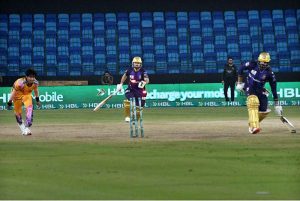 Peshawar Zalmi fielder run out the Quetta Gladiators batsman during the Pakistan Super League-11 match between the Quetta Gladiators and Peshawar Zalmi at National Stadium.