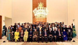 President Asif Ali Zardari in a group photograph with the participants of the National Workshop Balochistan-19 at Aiwan-e-Sadr.