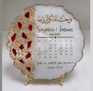 Resin art demand surges in the capital