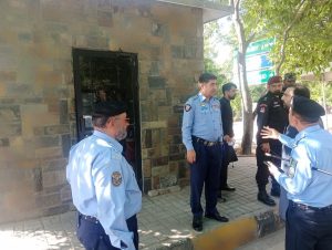 SP Iqbal Khan reviews security at Red Zone checkpoints, orders high alert