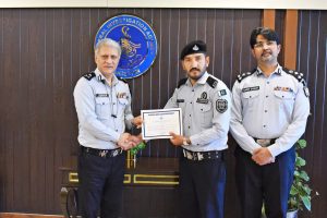 DG FIA awards CC-1 certificates to Skardu officers for bravery, swift response